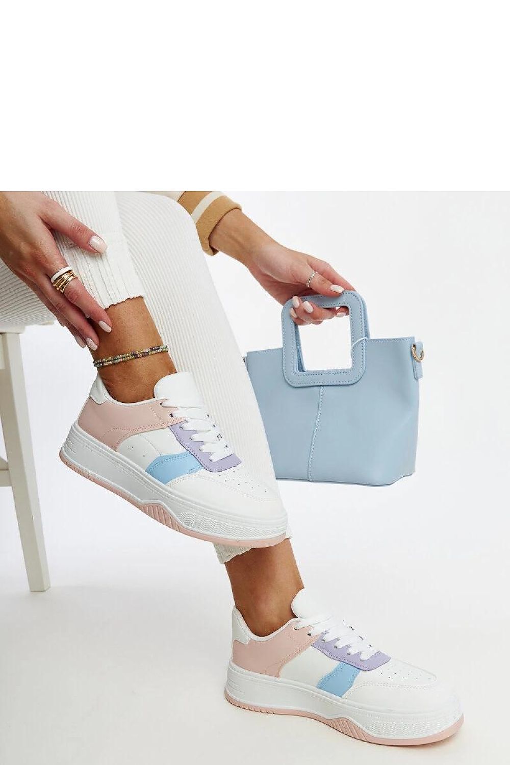 Sneakers model 207408 Solea