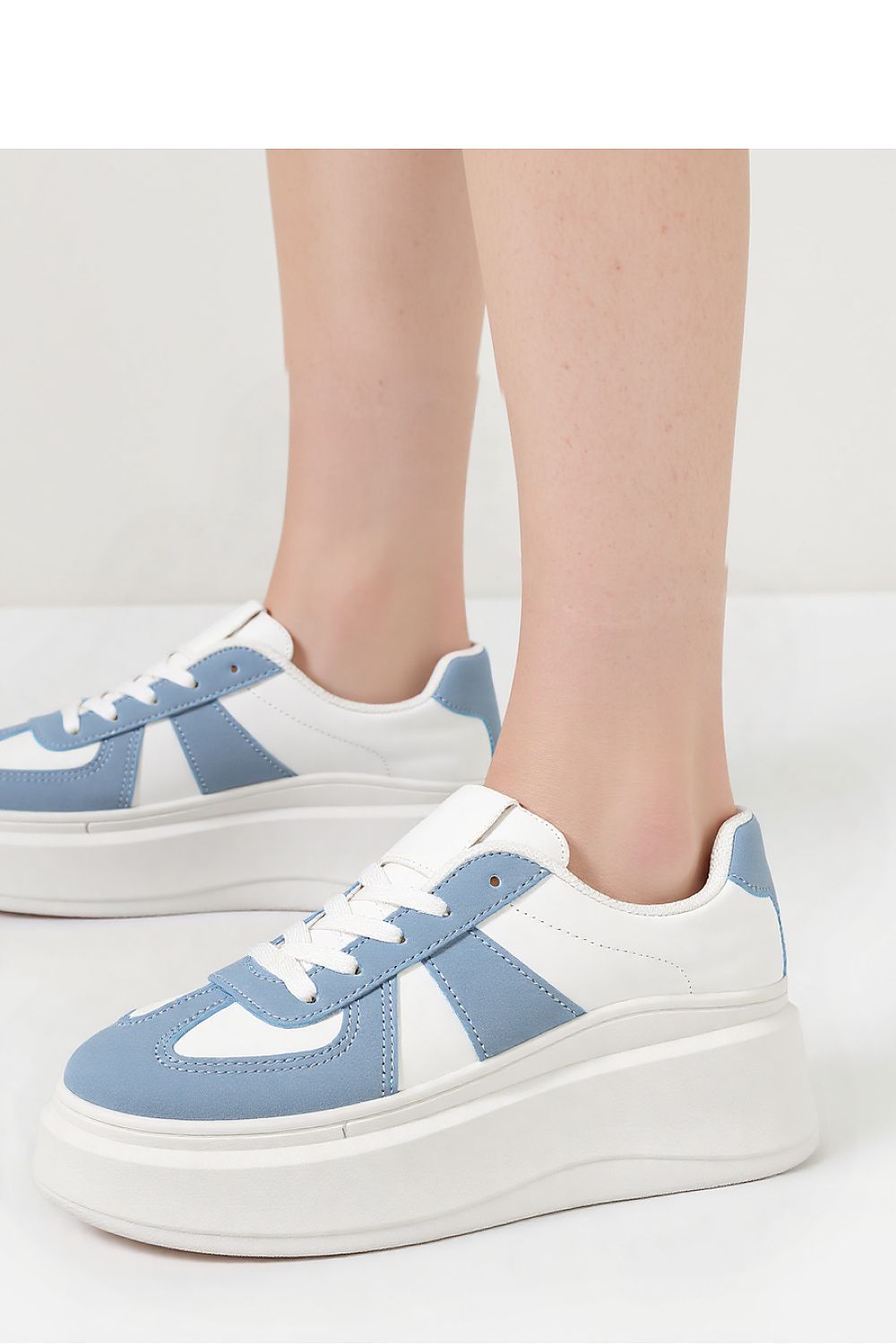 Sport Shoes model 210329 Inello