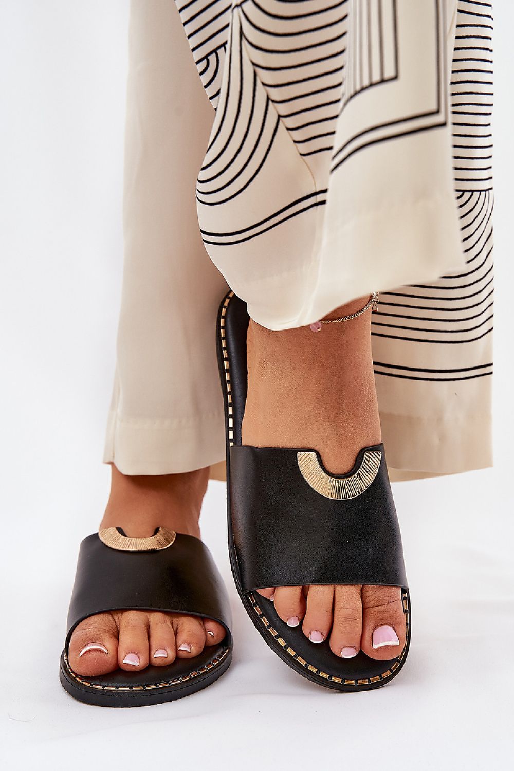 Flip-flops model 211707 Step in style